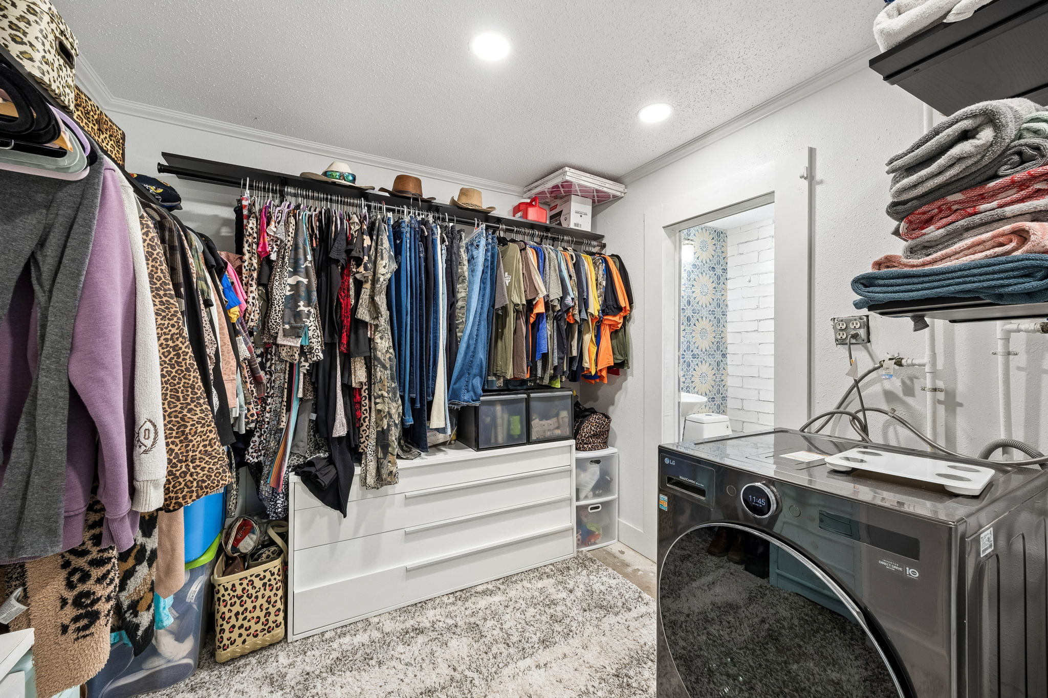 Primary Bedroom Closet