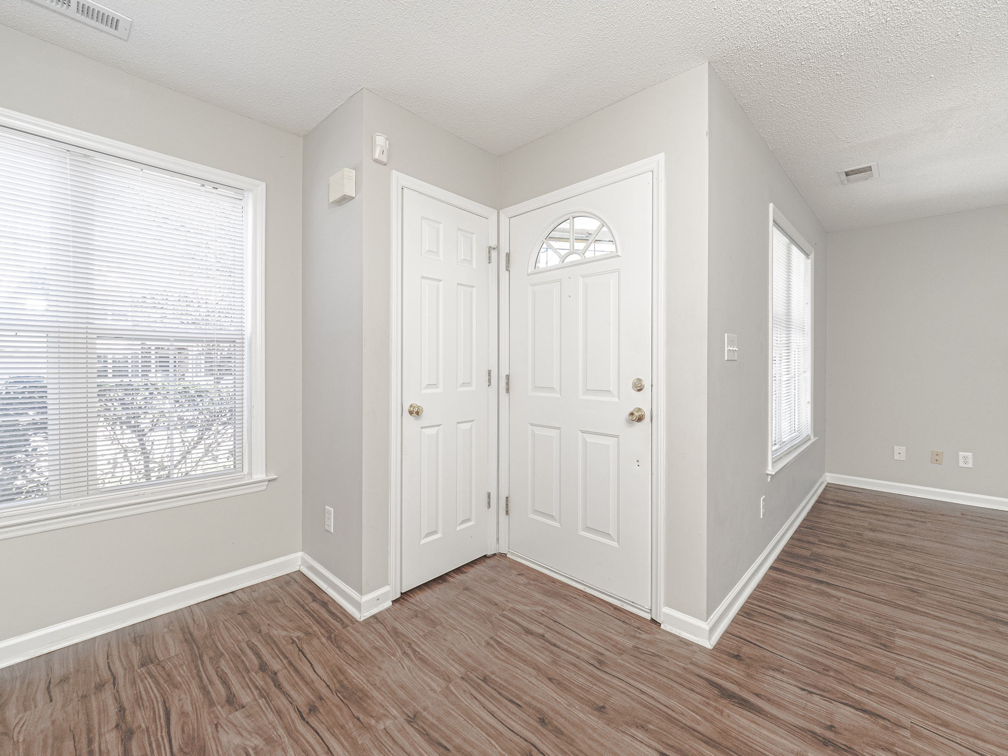 8529 Neuse Hunter Dr, Raleigh, NC 27616, USA Photo 6