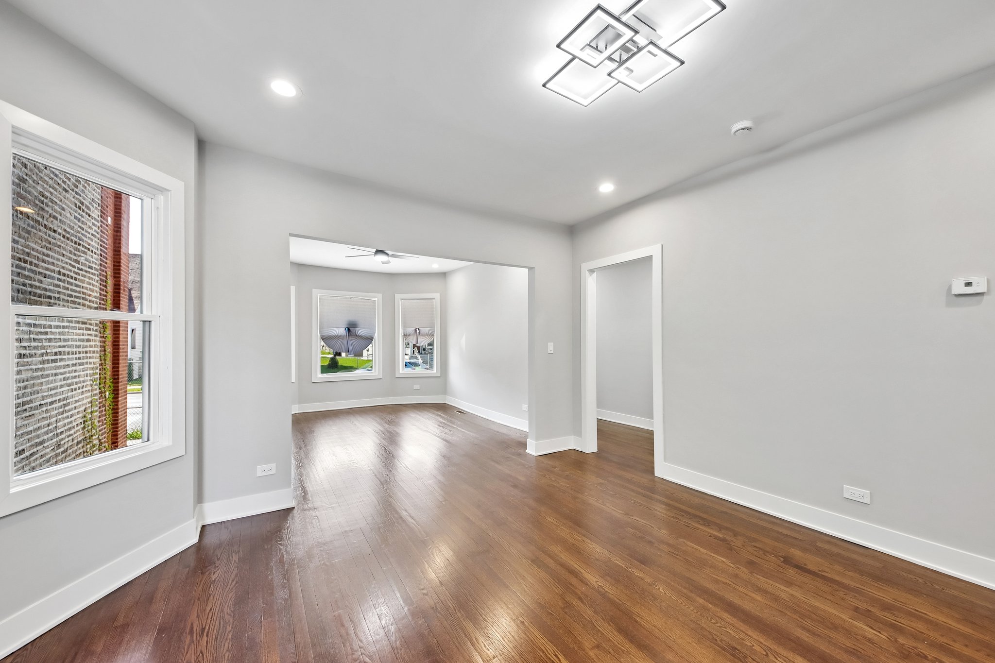 853 N Laramie Ave 1st Floor-S2304-009.jpg