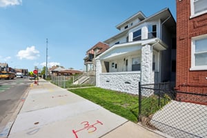 853 N Laramie Ave 1st Floor-S2304-003.jpg