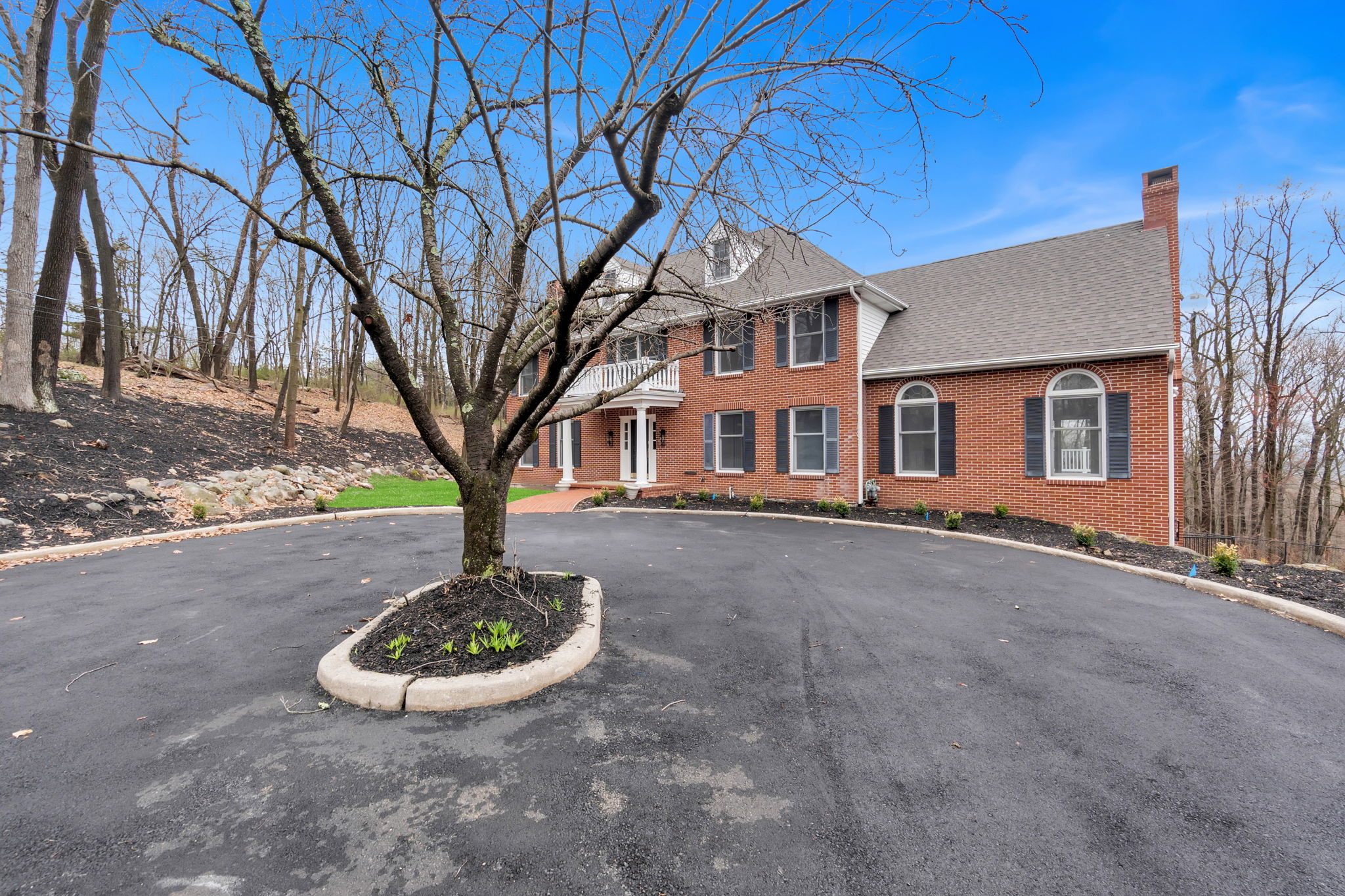 PropertiesTV luxury real estate video tours