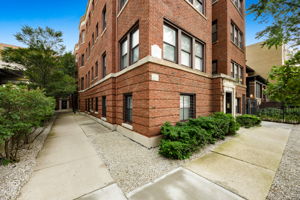853 W Carmen Ave, Chicago, IL 60640_002