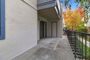 030_F8_853 Woodside Way 133