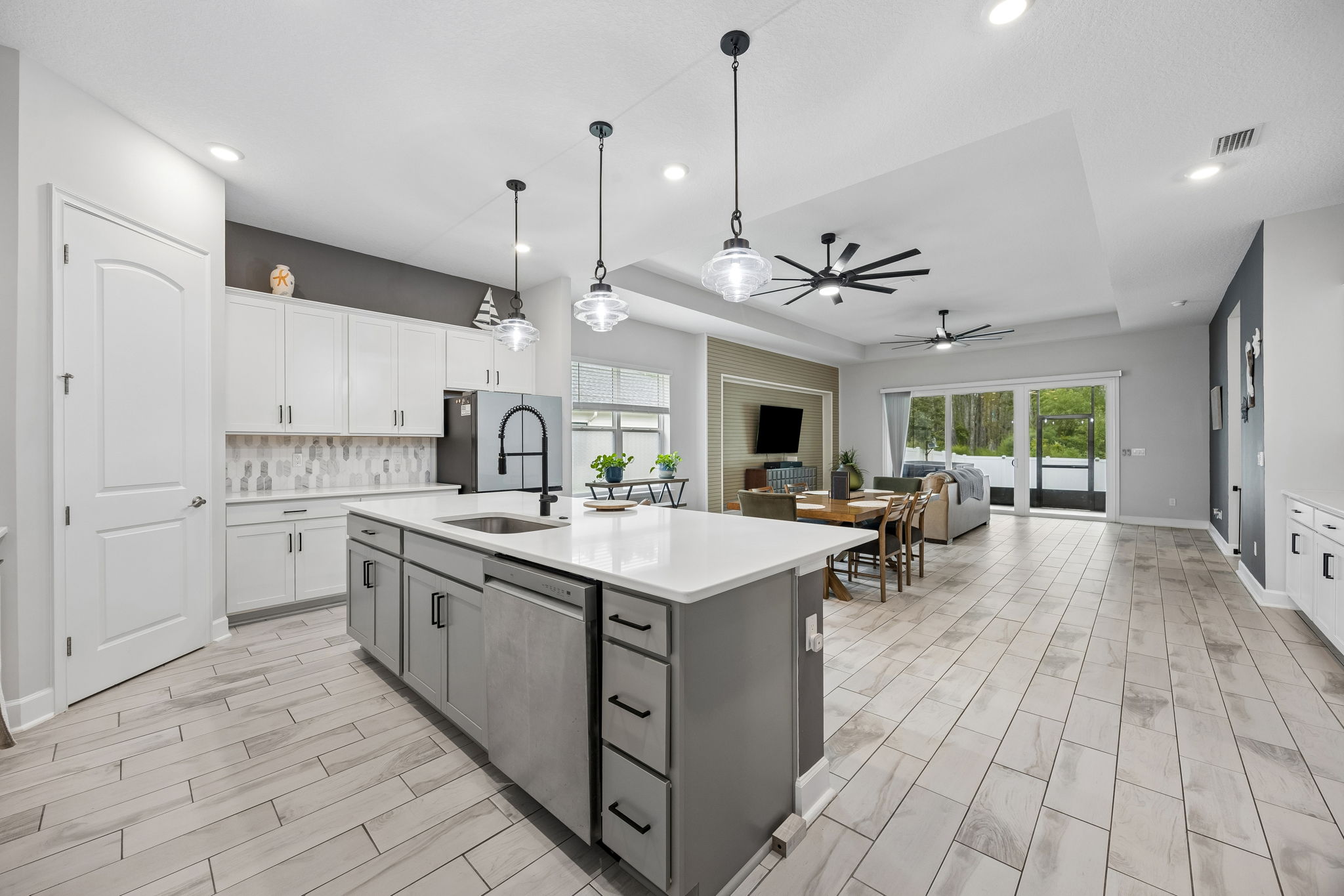 Kitchen & Open Concept Design