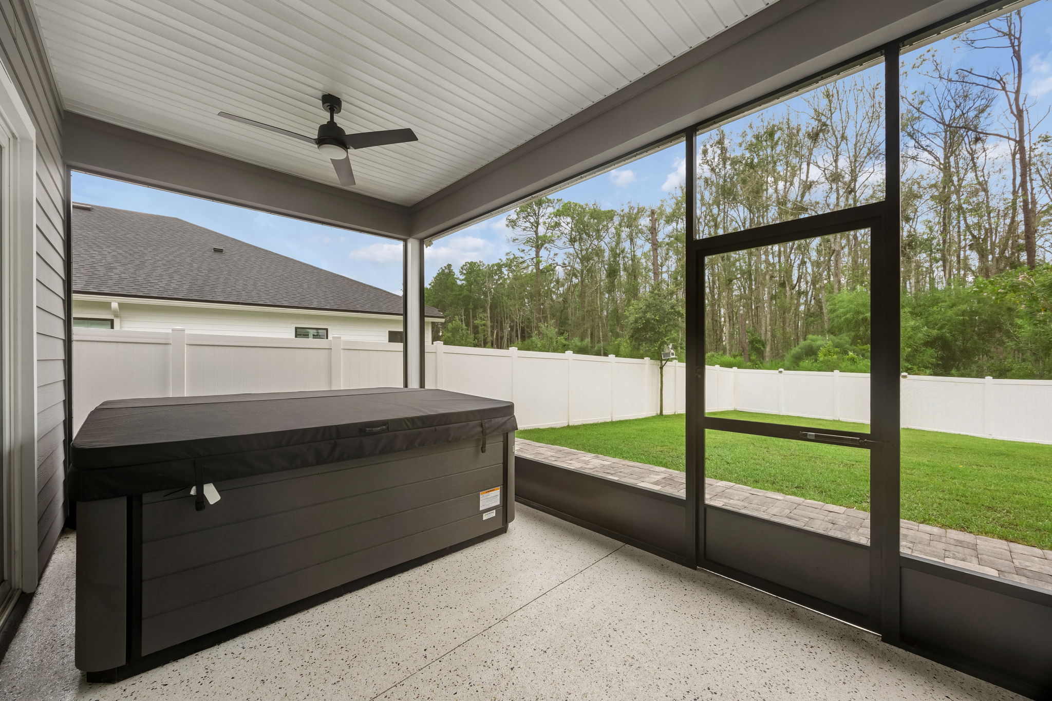 Micro-Screened Lanai