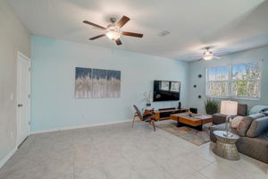 Reedville St-009