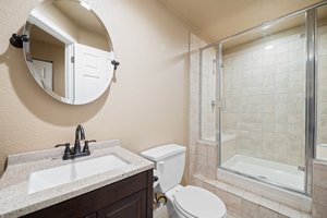  Photo 31