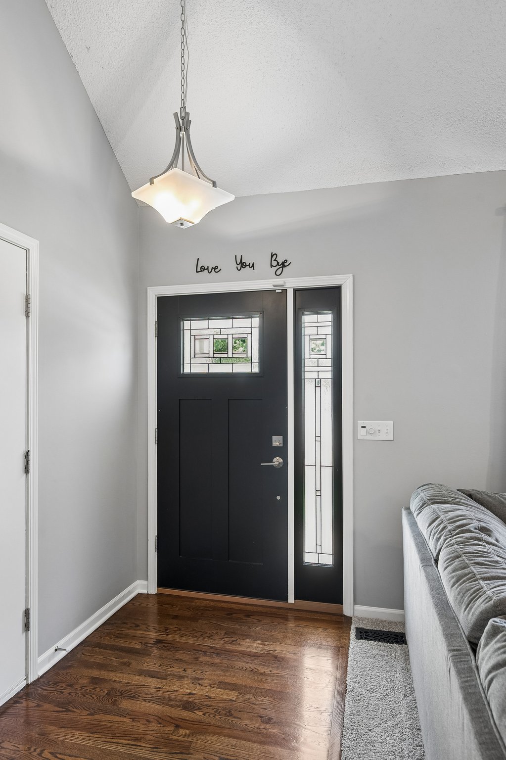 9121 - 8534 N Flora Ave_003.jpg