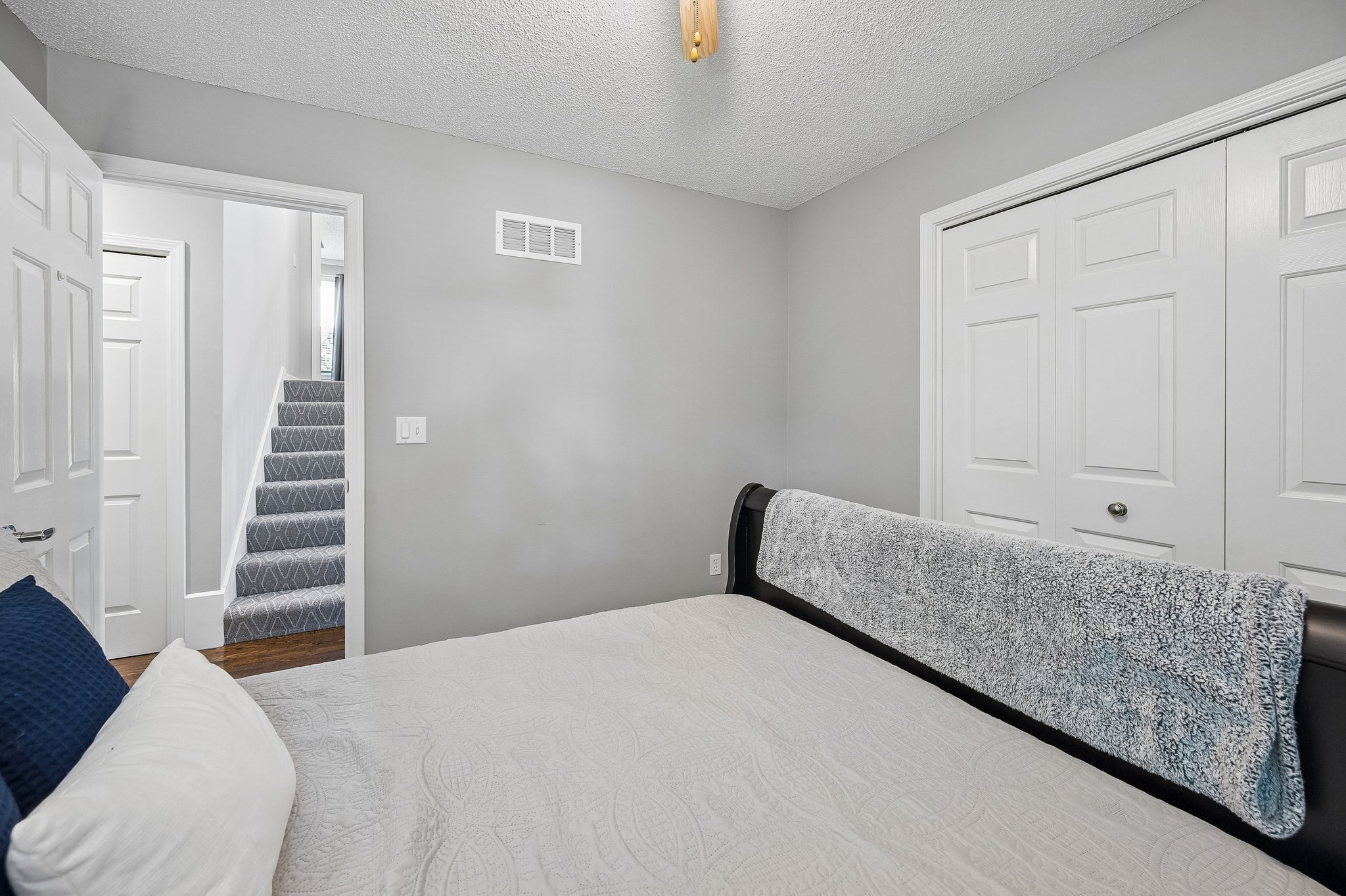 9121 - 8534 N Flora Ave_021.jpg