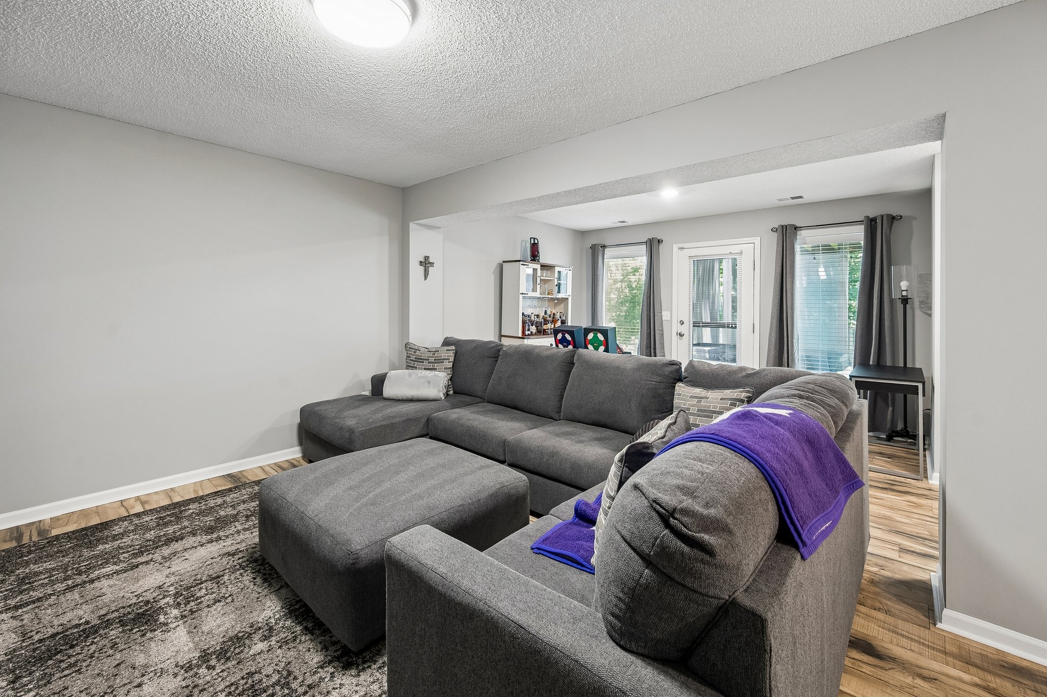 9121 - 8534 N Flora Ave_030.jpg