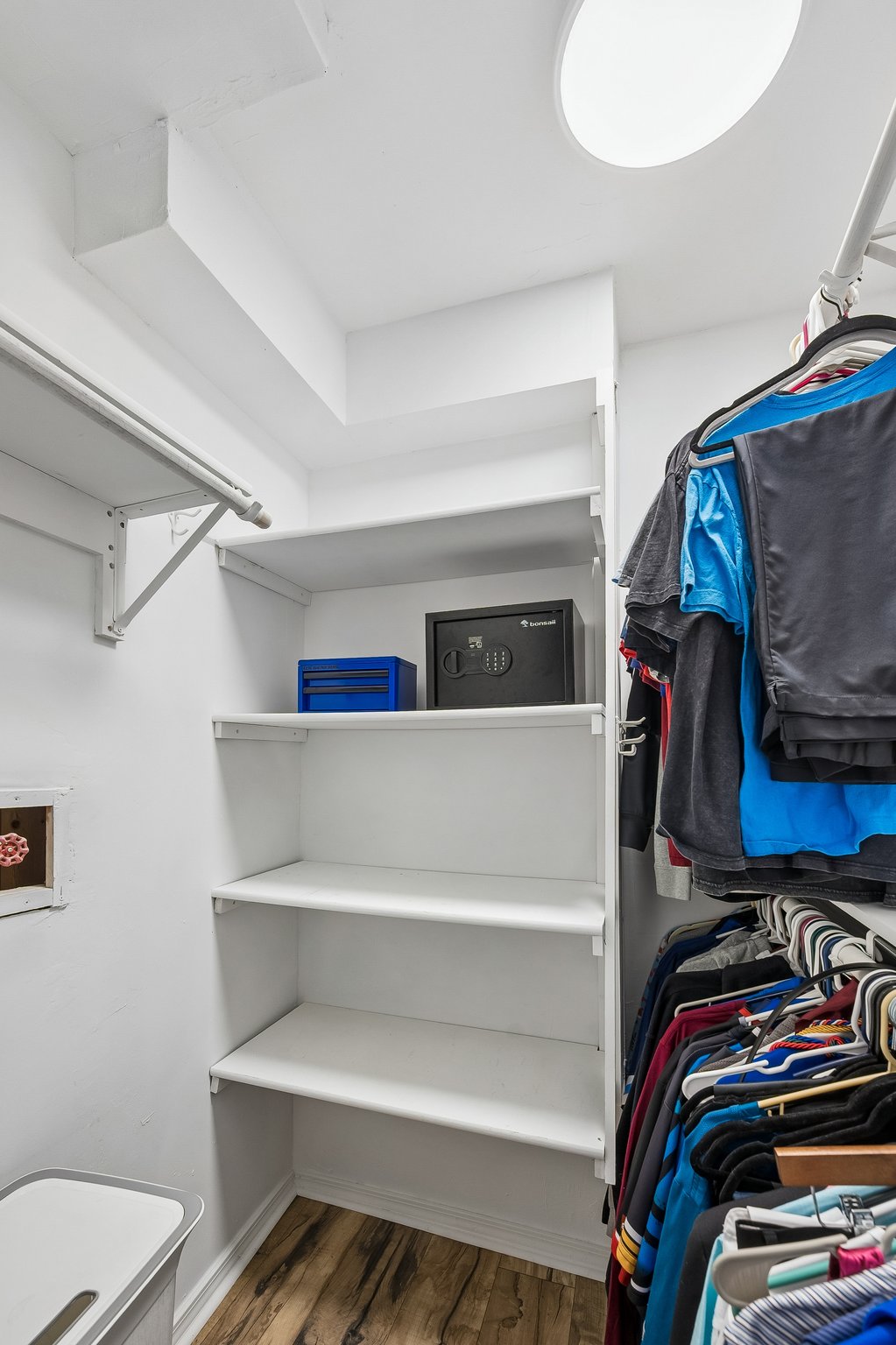 9121 - 8534 N Flora Ave_031.jpg