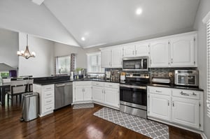 9121 - 8534 N Flora Ave_008.jpg
