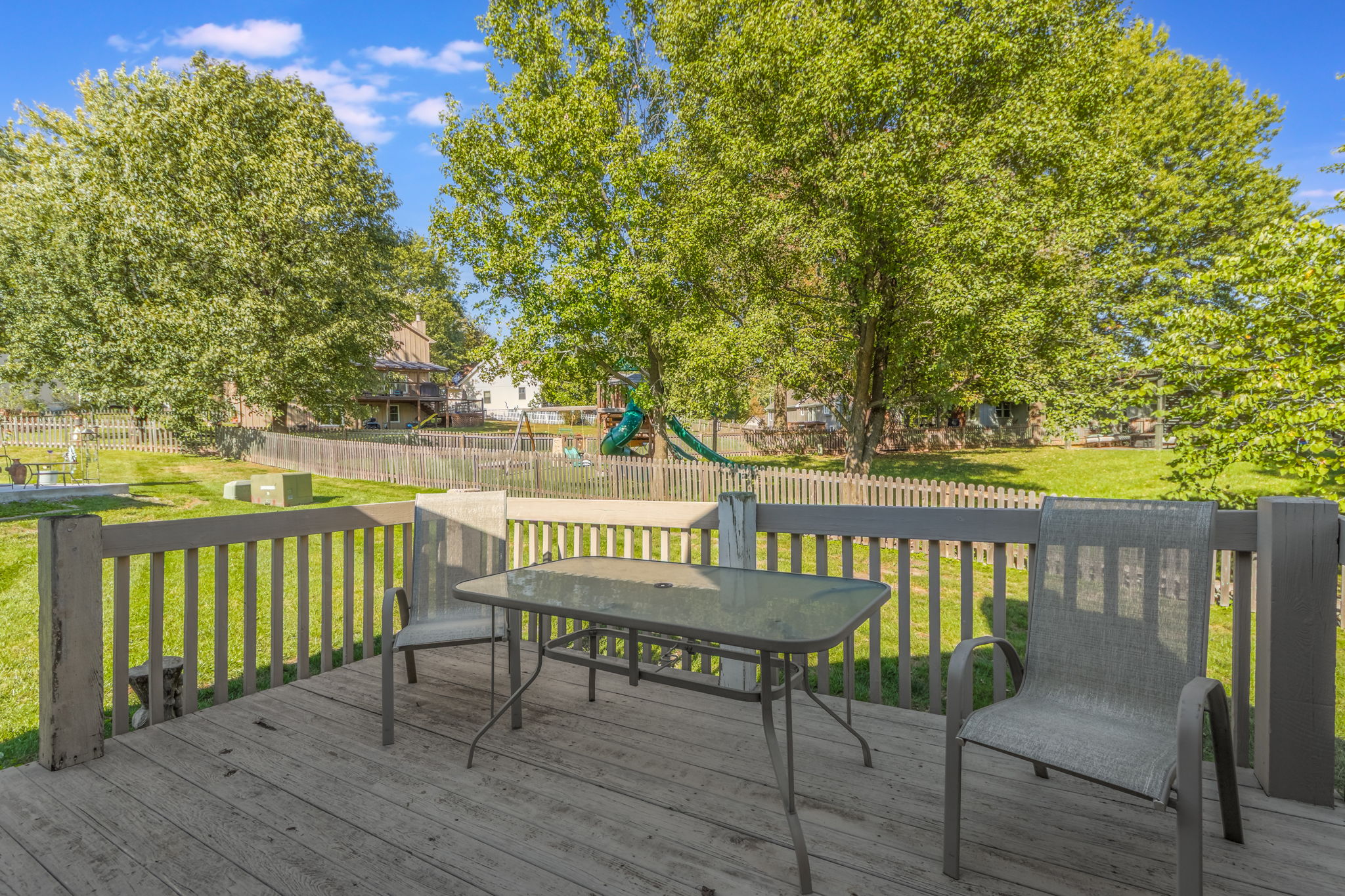 8535 N Chatham Cir-04