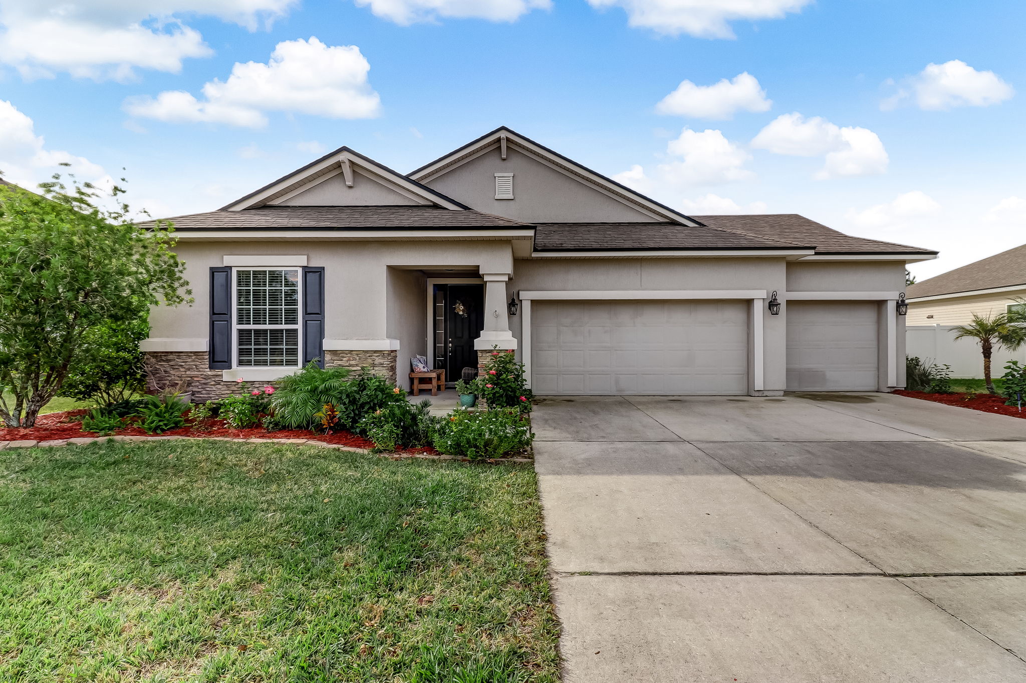 Welcome to 85352 Amaryllis Ct