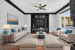 DSC02531 virtually staged.jpeg