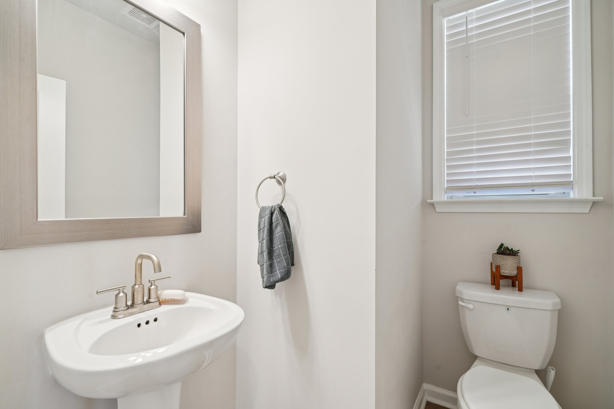 Stratford Oaks Ave-S2503-015.jpg