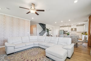 Stratford Oaks Ave-S2503-005.jpg