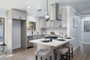 8546 Pershing Ave, Fair Oaks, CA 95628, USA Photo 6