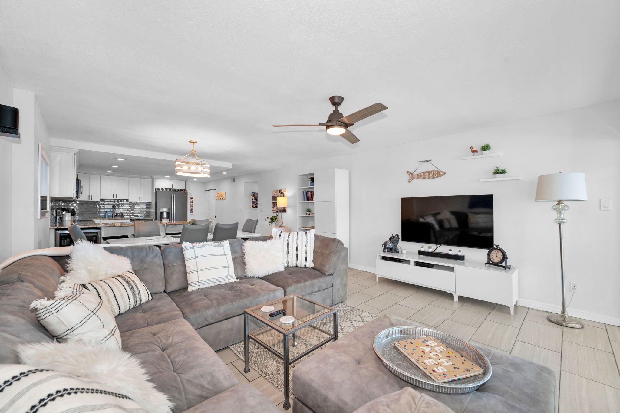 Living Room 4