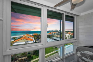 Sun Room 4