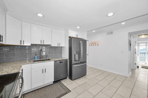 Kitchen 6
