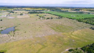855 Upper Elgin River Rd, Elgin, TX 78621, USA Photo 8
