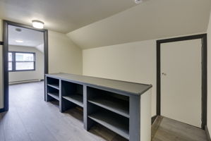  Photo 33