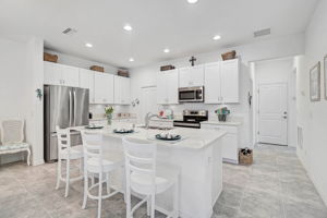 8553 Whispering St-11
