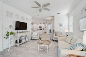8553 Whispering St-17