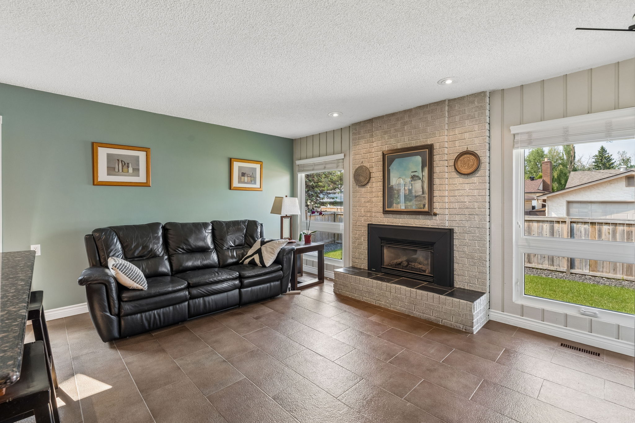 06.30.2026 - Morris Tkachuk - 856 Lake Twintree Crescent SE_18