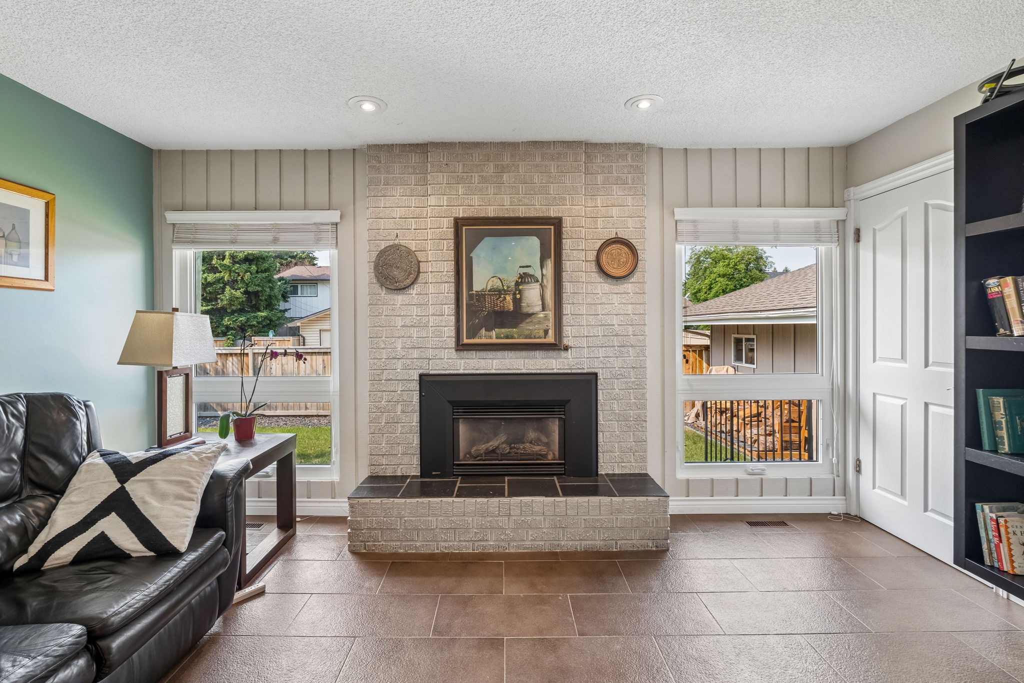 06.30.2026 - Morris Tkachuk - 856 Lake Twintree Crescent SE_21