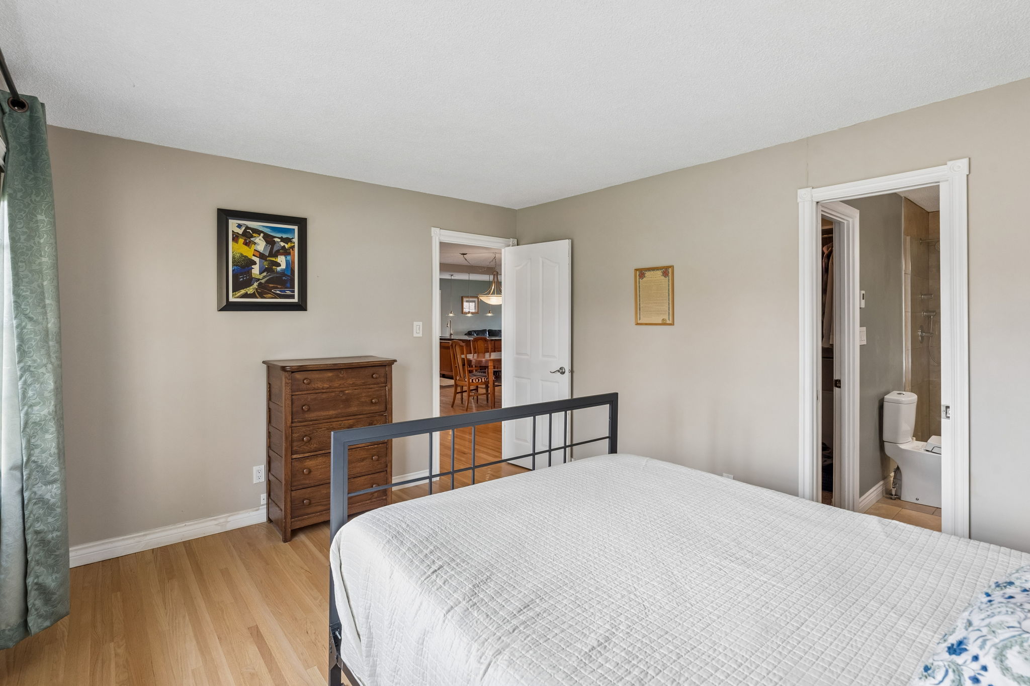06.30.2026 - Morris Tkachuk - 856 Lake Twintree Crescent SE_23