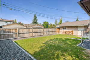 06.30.2026 - Morris Tkachuk - 856 Lake Twintree Crescent SE_43