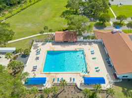 Riverview Clubhouse Pool
