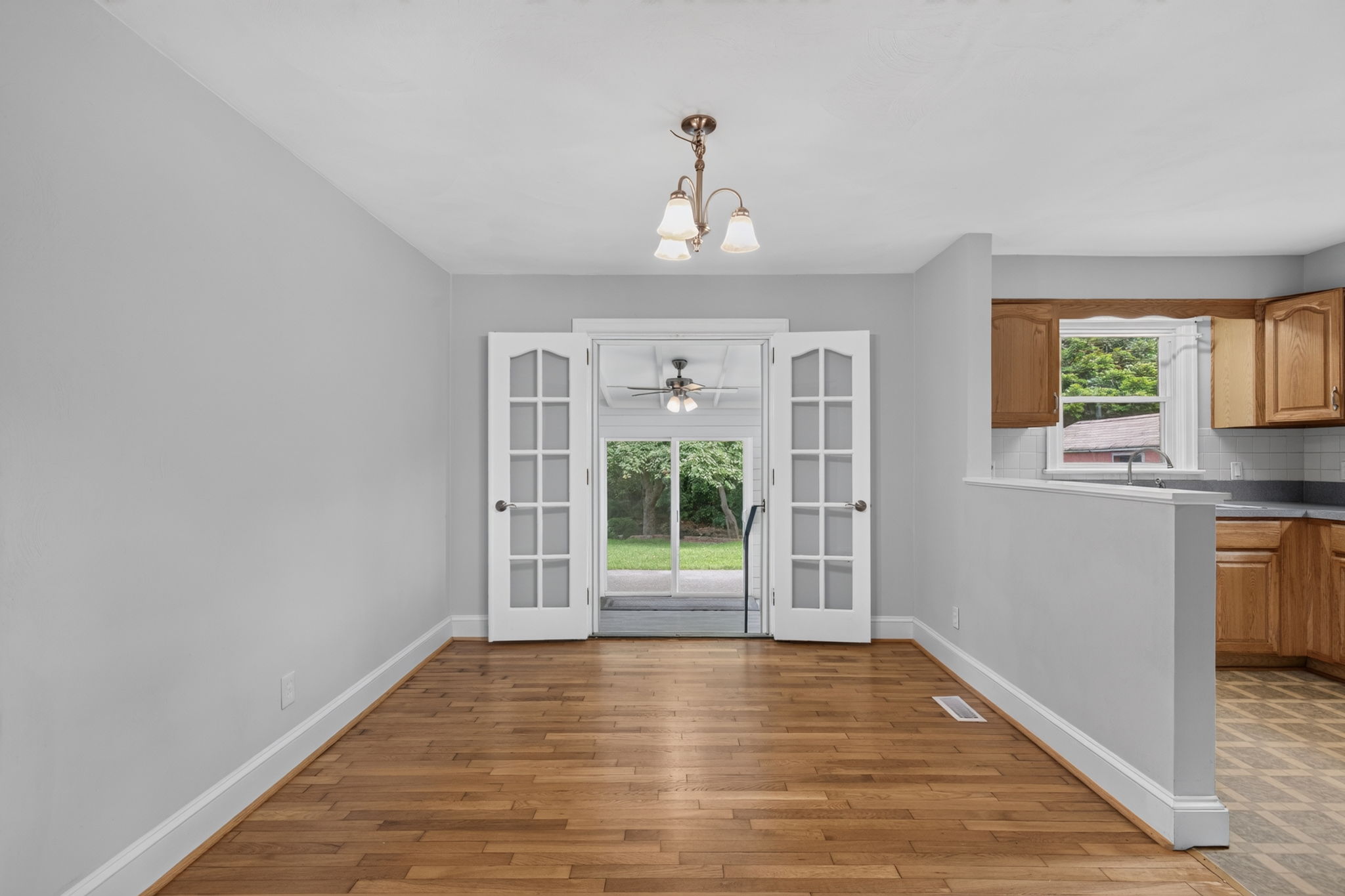 Dining Room/Kitchen