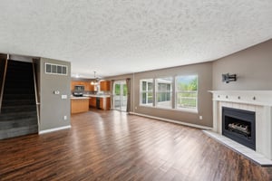 Walden Trace Dr-007.jpg