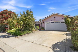 002_F8_8568 Silvia St