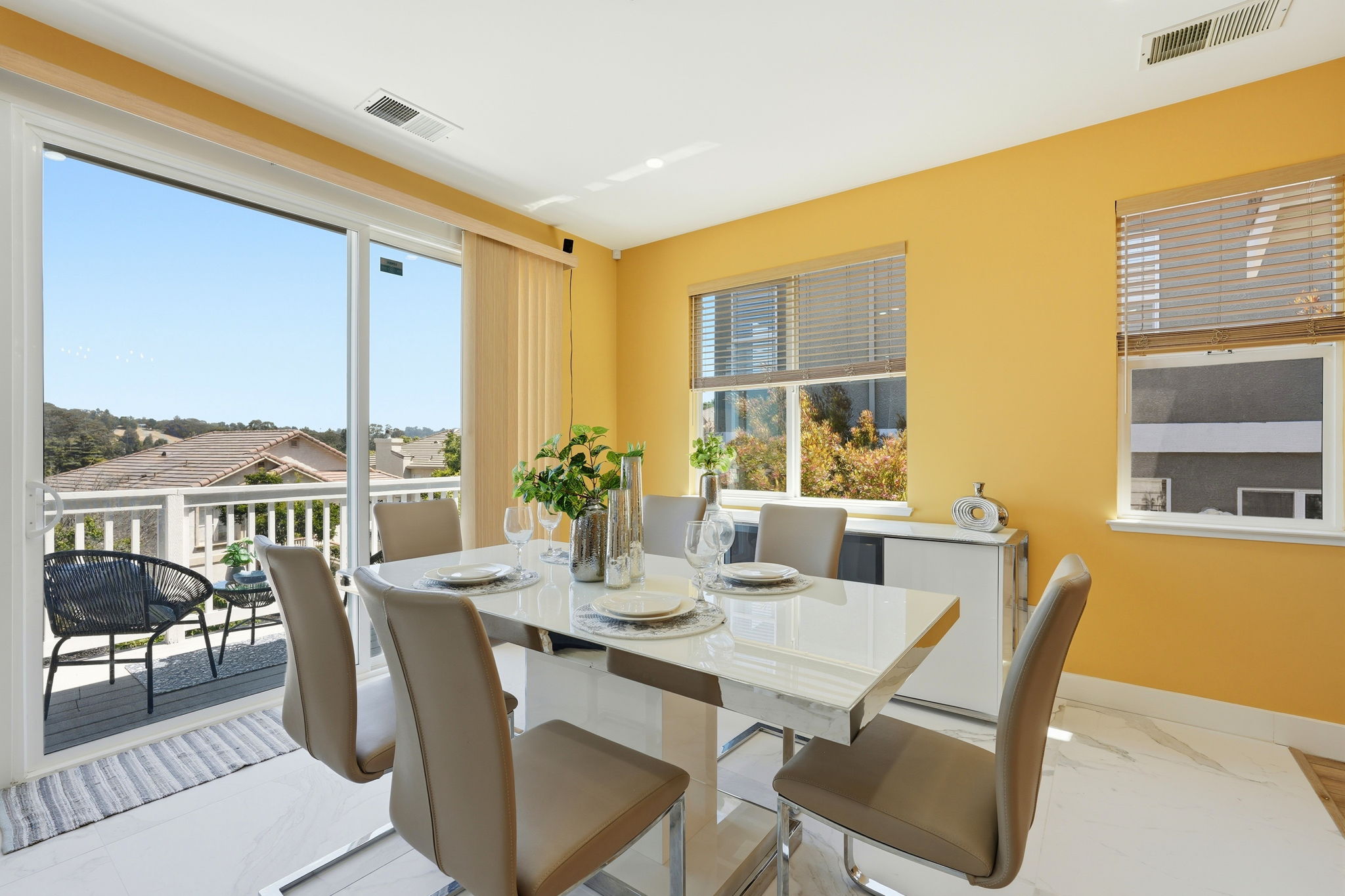 024_F8_857 Bridgeway Cir