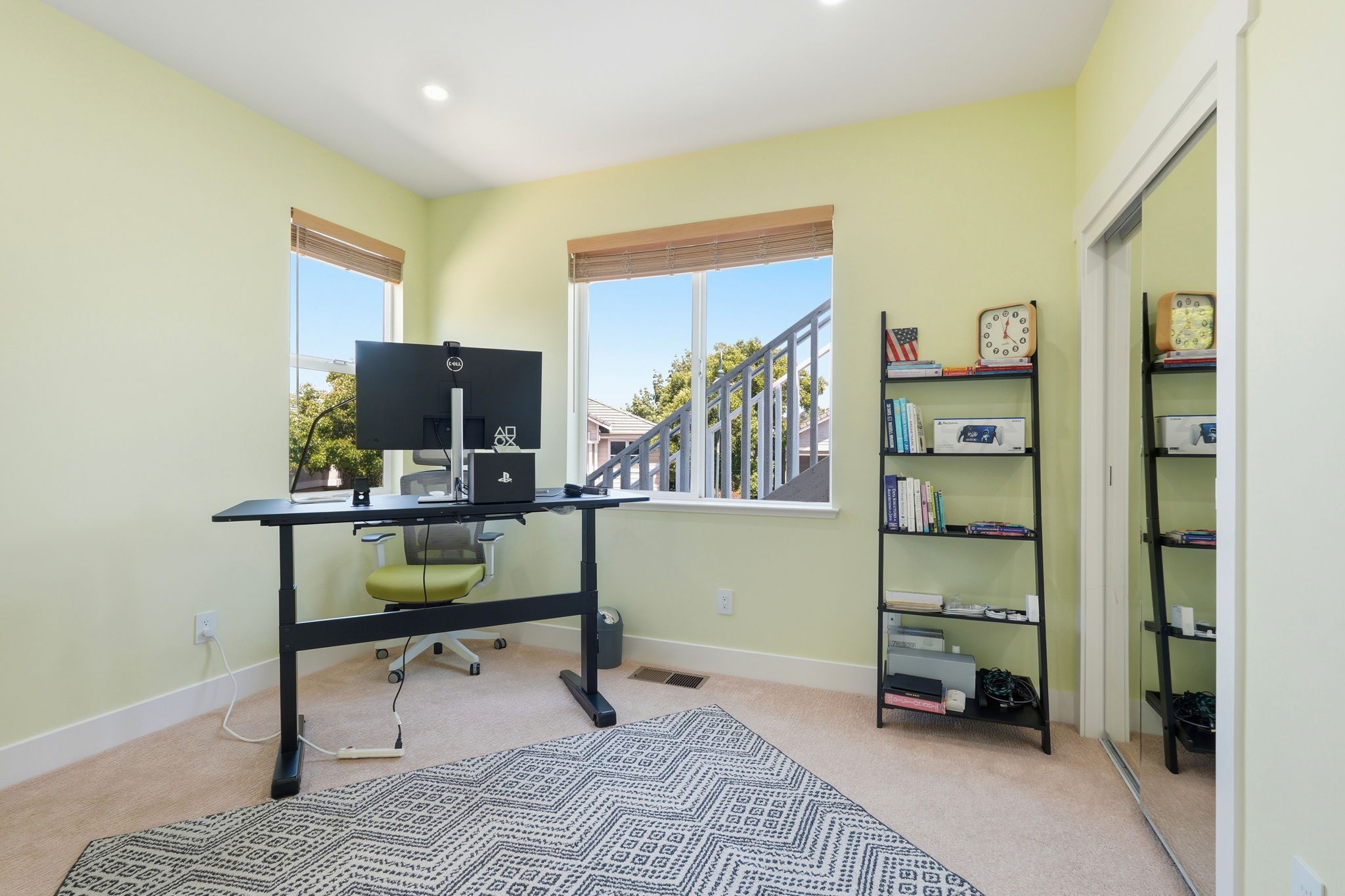 029_F8_857 Bridgeway Cir
