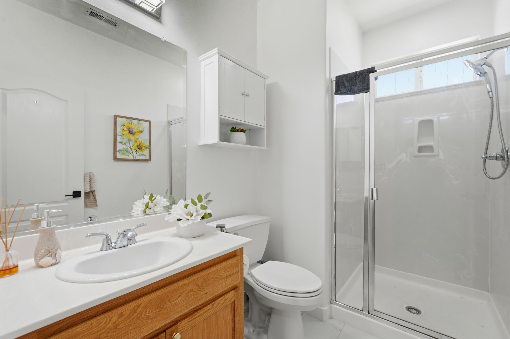 043_F8_857 Bridgeway Cir
