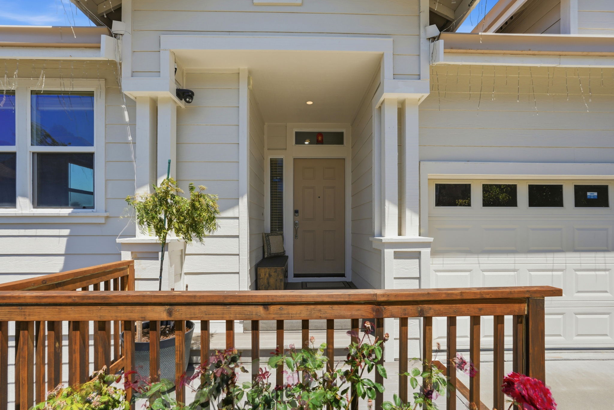 004_F8_857 Bridgeway Cir