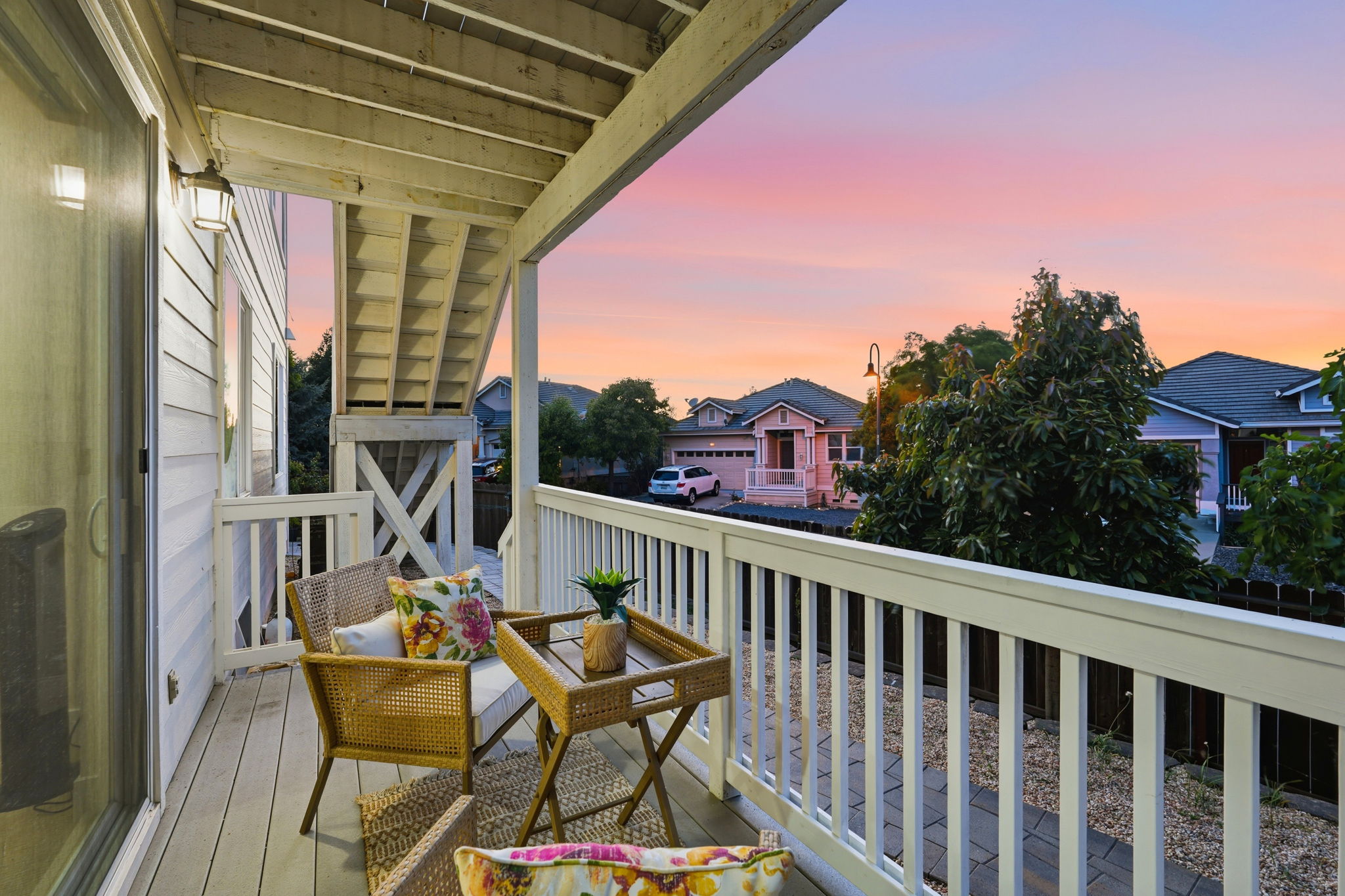 020_F8_TWILIGHT_857 Bridgeway Cir
