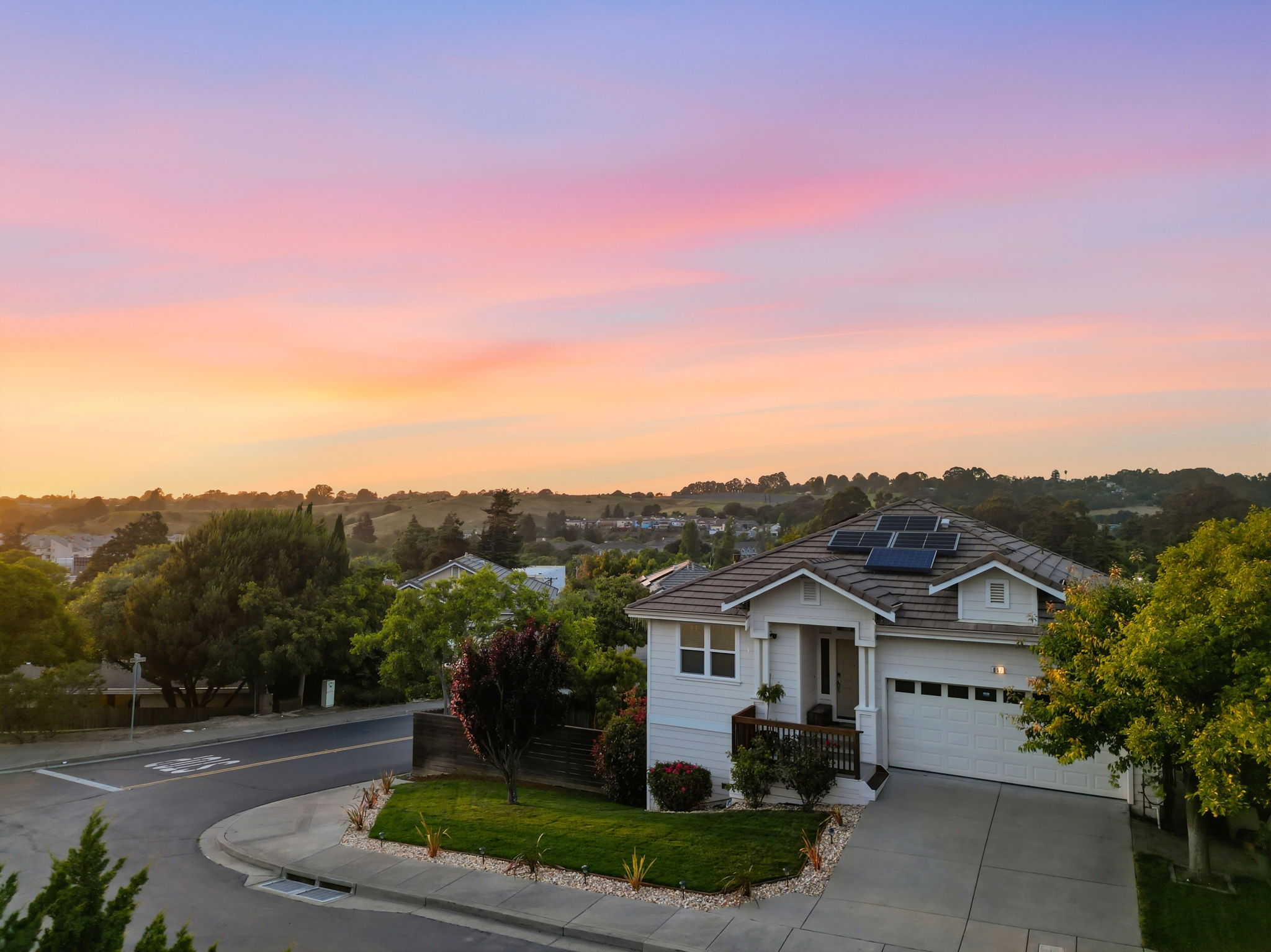 022_F8_TWILIGHT_857 Bridgeway Cir