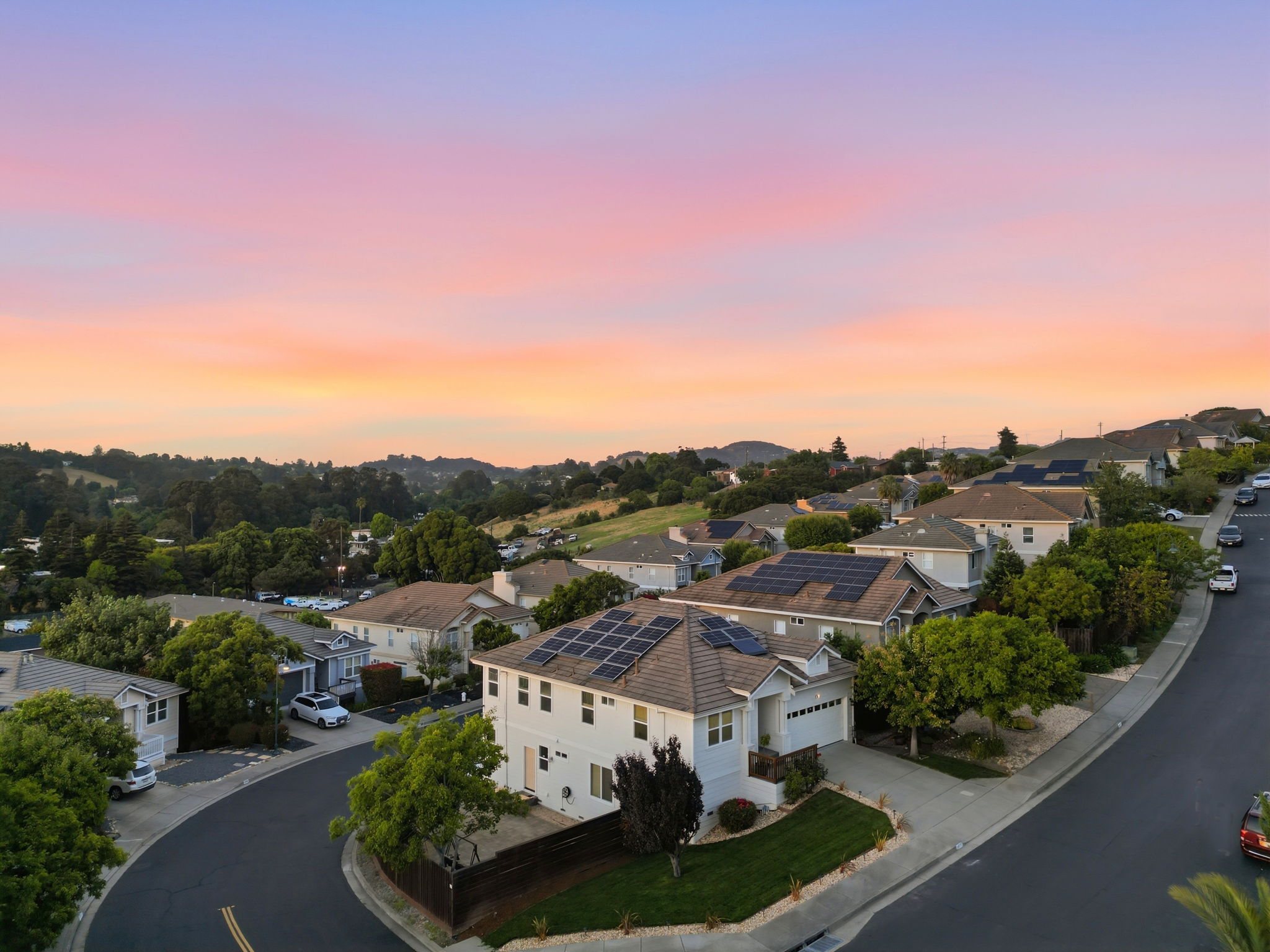 026_F8_TWILIGHT_857 Bridgeway Cir