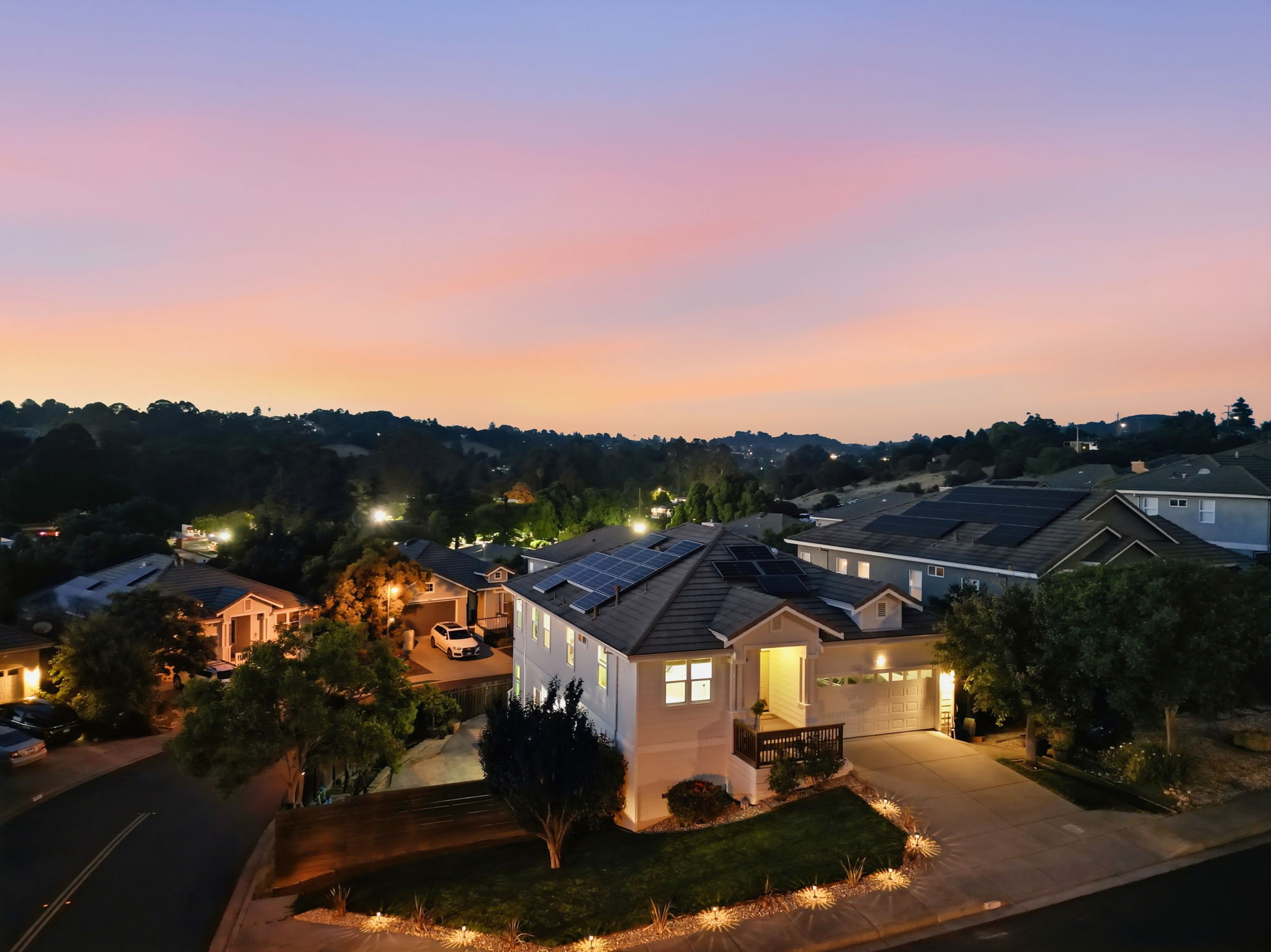 036_F8_TWILIGHT_857 Bridgeway Cir