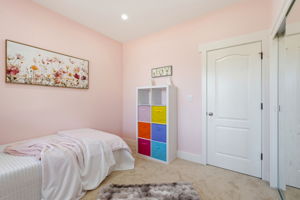 042_F8_857 Bridgeway Cir