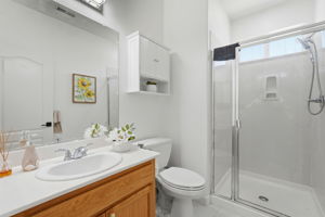 043_F8_857 Bridgeway Cir