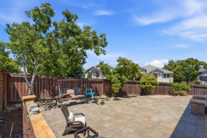 059_F8_857 Bridgeway Cir