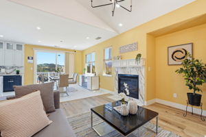 008_F8_857 Bridgeway Cir
