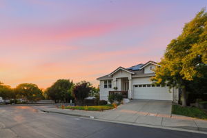 002_F8_TWILIGHT_857 Bridgeway Cir